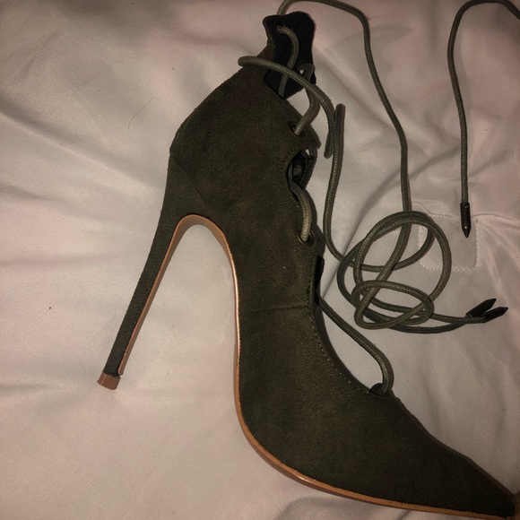 Green pumps NWOT - Picture 5 of 7